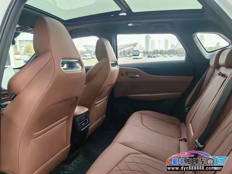 24年长安长安UNI轿车抵押车出售