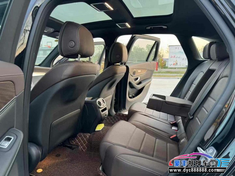 20年奔驰GLC轿车抵押车出售