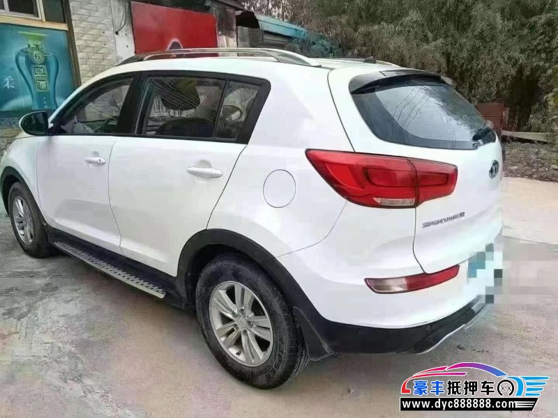 15年起亚智跑轿车抵押车出售