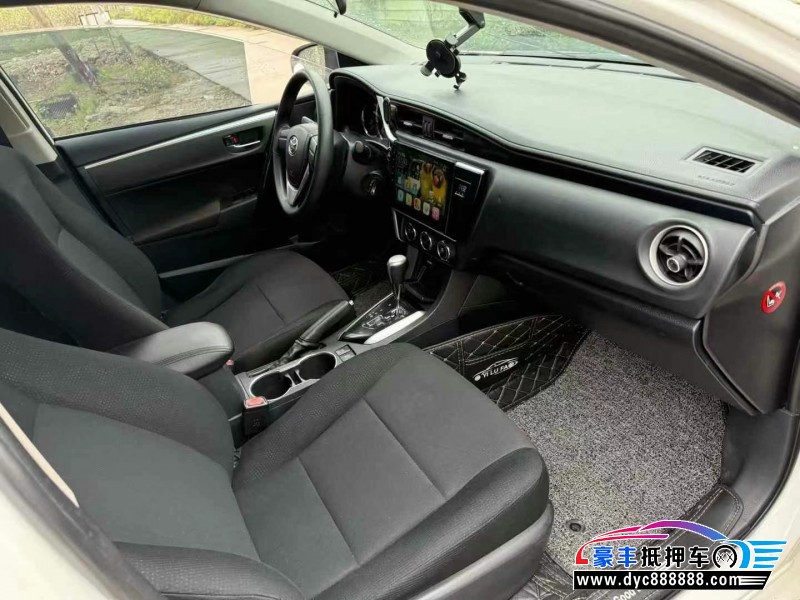 17年丰田卡罗拉轿车抵押车出售