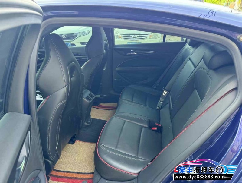 21年别克君威轿车抵押车出售