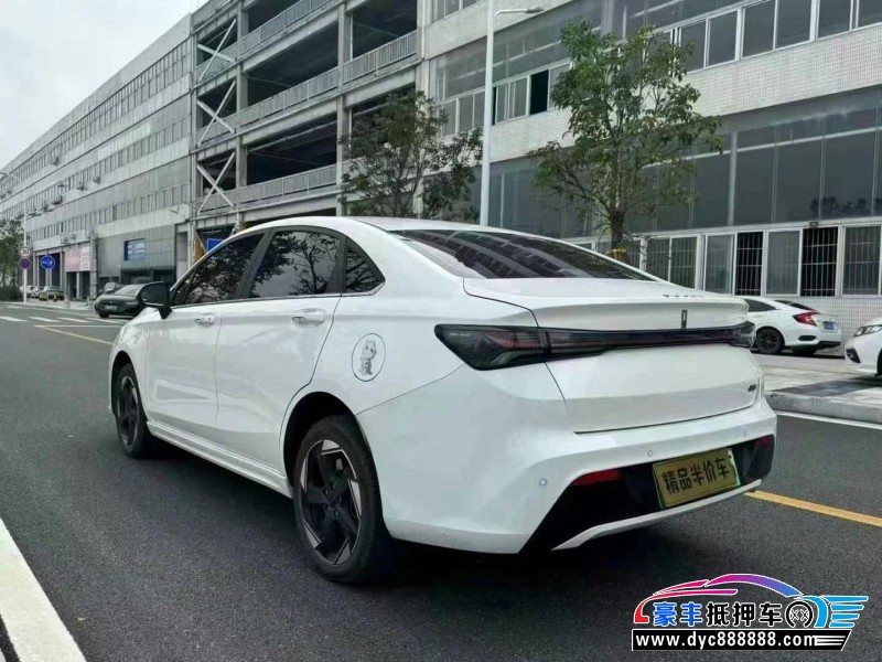 23年北汽新能源EU系列轿车抵押车出售