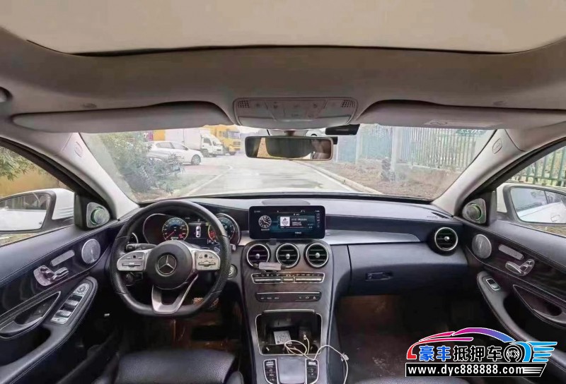 20年奔驰C轿车抵押车出售