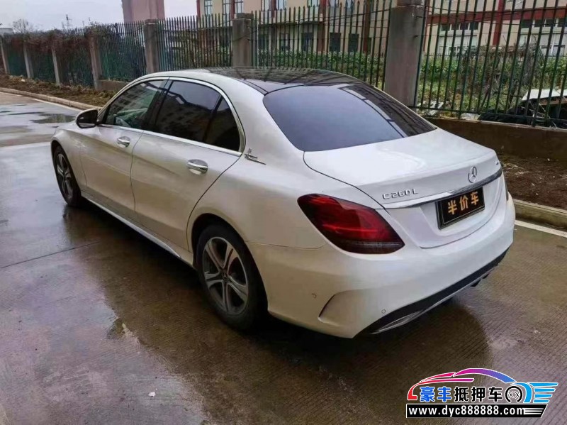 20年奔驰C轿车抵押车出售