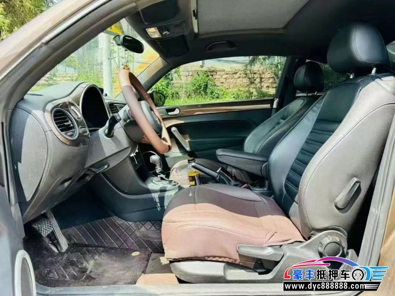 14年大众甲壳虫轿车抵押车出售