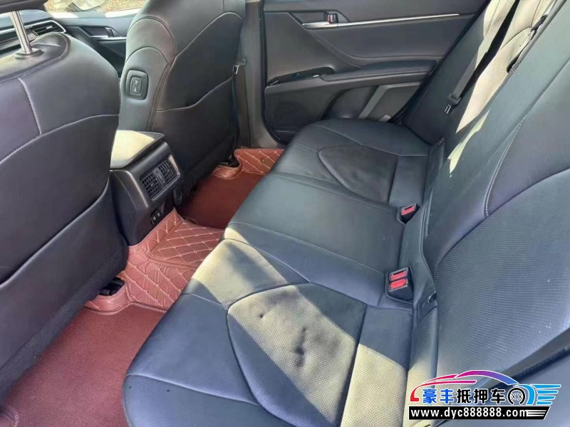 20年丰田凯美瑞轿车抵押车出售