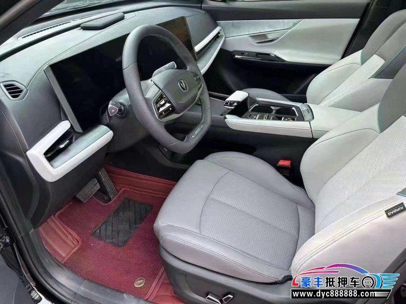 23年长安长安UNI轿车抵押车出售