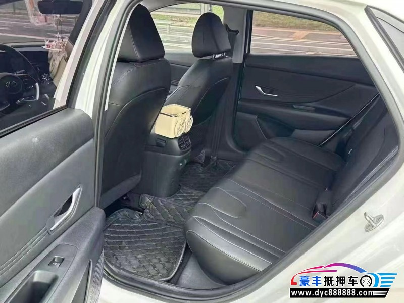 23年现代伊兰特轿车抵押车出售