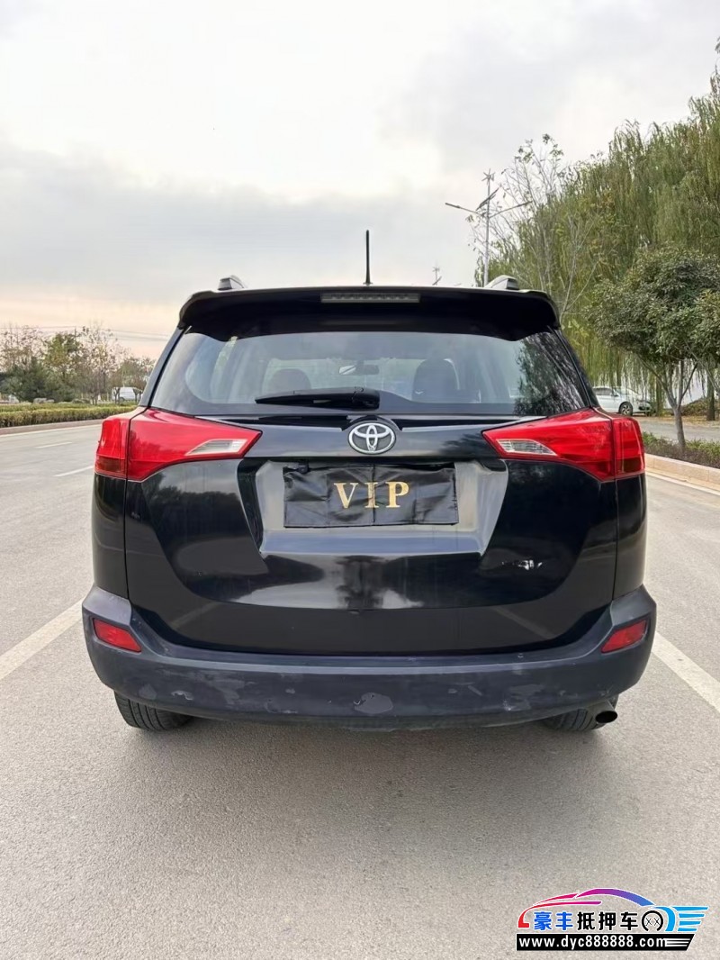 13年丰田RAV4轿车抵押车出售