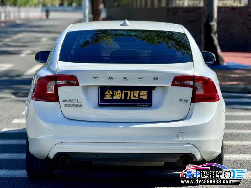 16年沃尔沃S60轿车抵押车出售