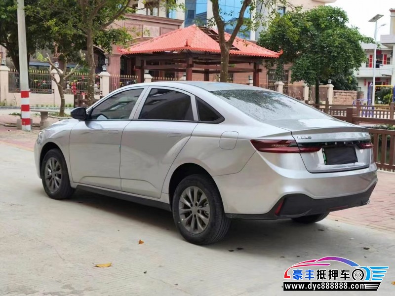 24年吉利几何轿车抵押车出售