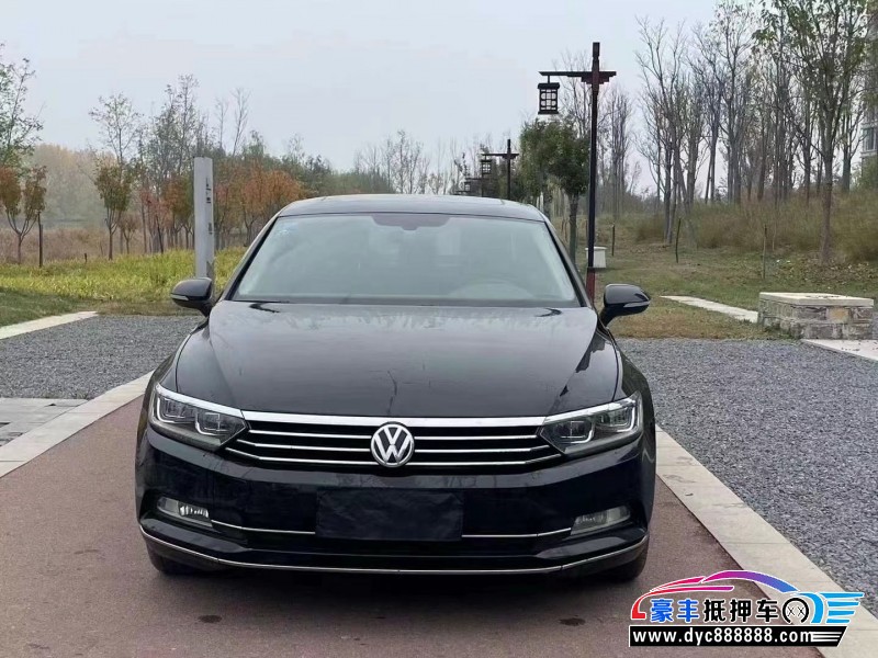 18年大众迈腾轿车抵押车出售