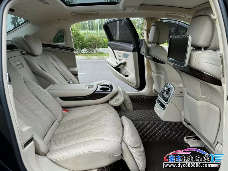 16年奔驰迈巴赫S级轿车抵押车出售