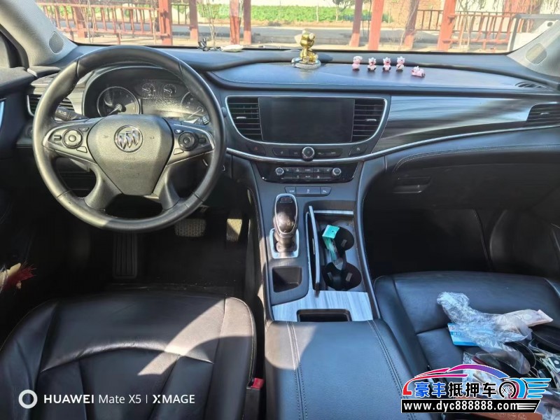 18年别克君越轿车抵押车出售