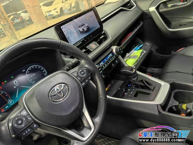 23年丰田RAV4荣放轿车抵押车出售