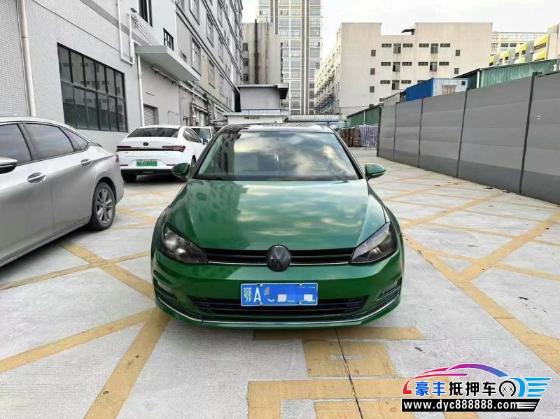 16年大众高尔夫轿车抵押车出售