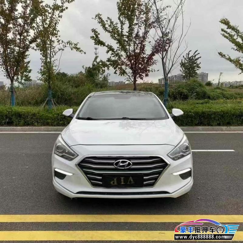 17年现代名图轿车抵押车出售