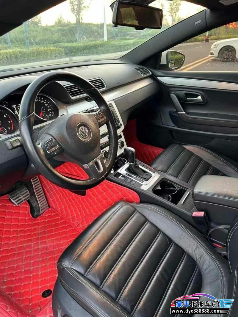 17年大众CC轿车抵押车出售