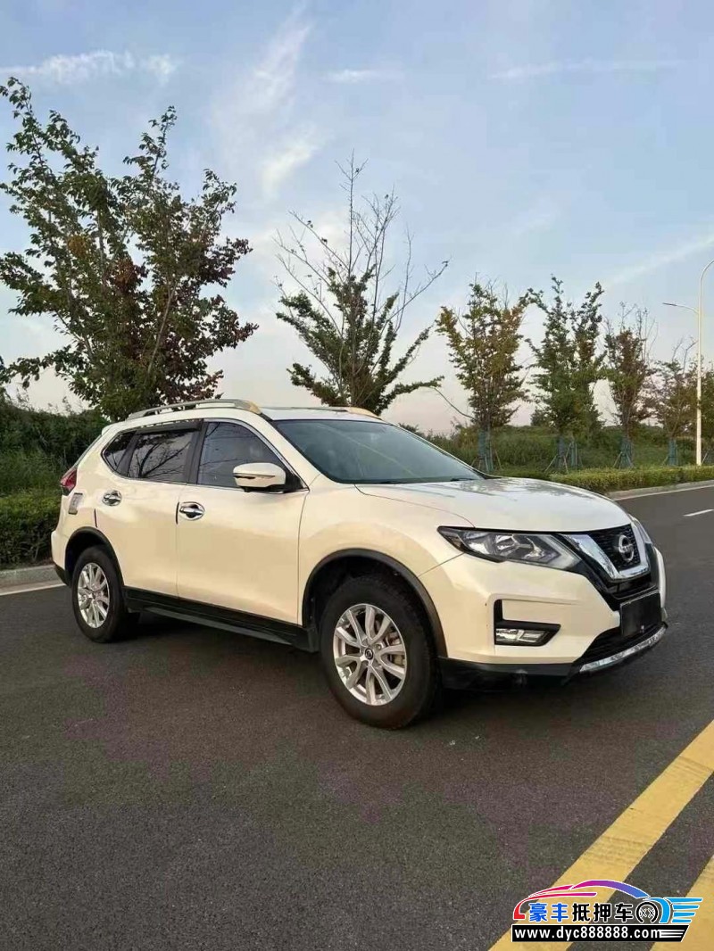 18年日产奇骏轿车抵押车出售