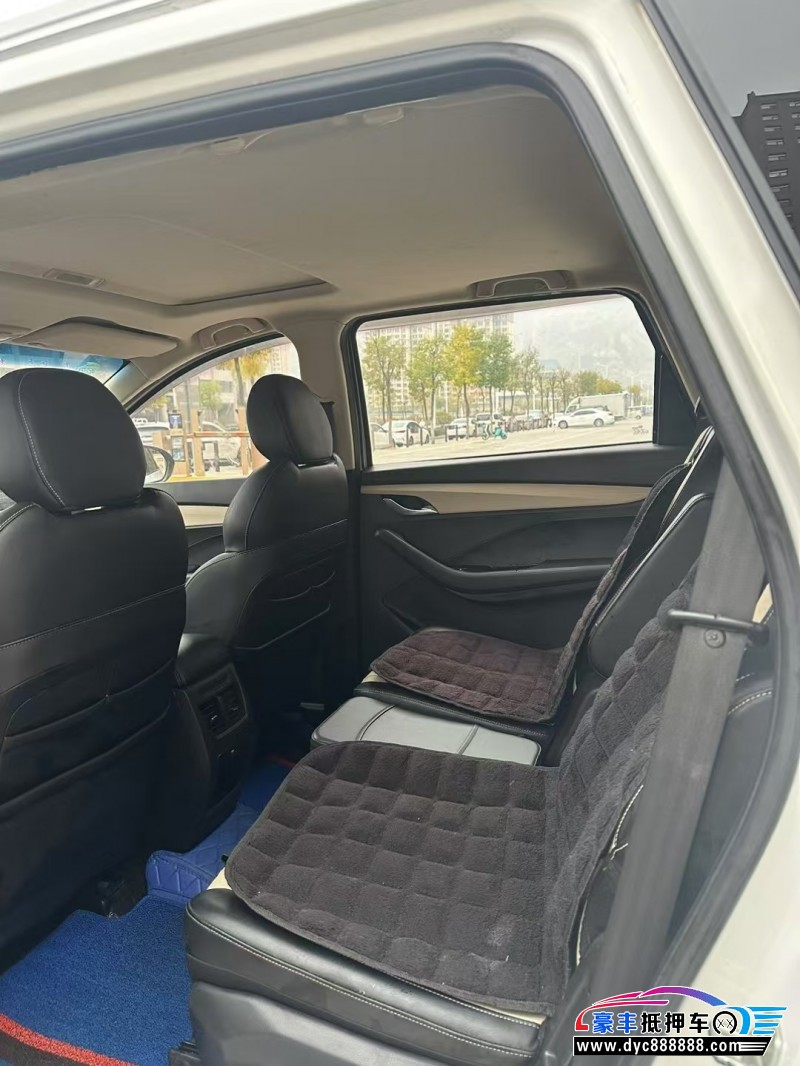 19年宝骏宝骏360轿车抵押车出售