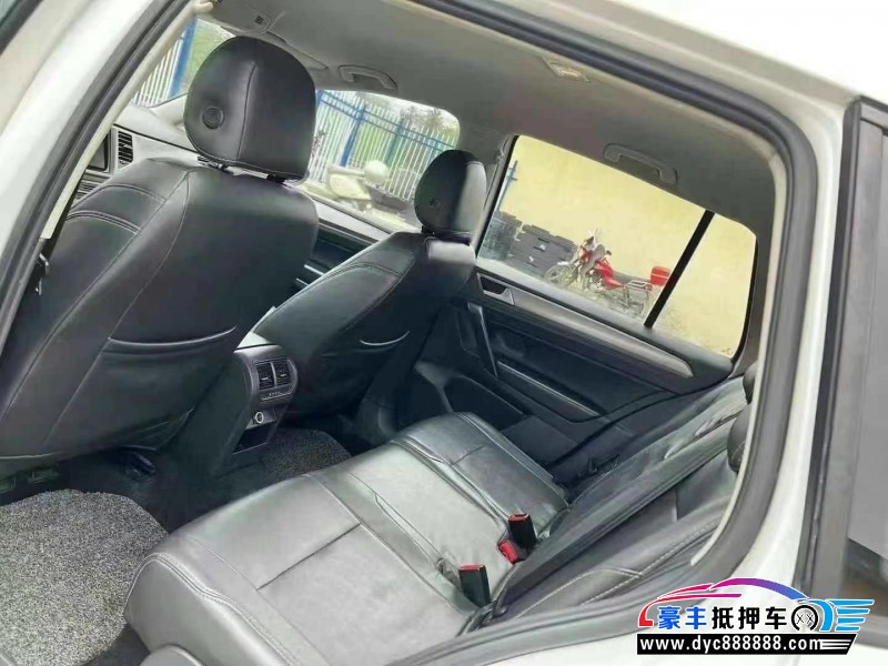 18年大众高尔夫轿车抵押车出售