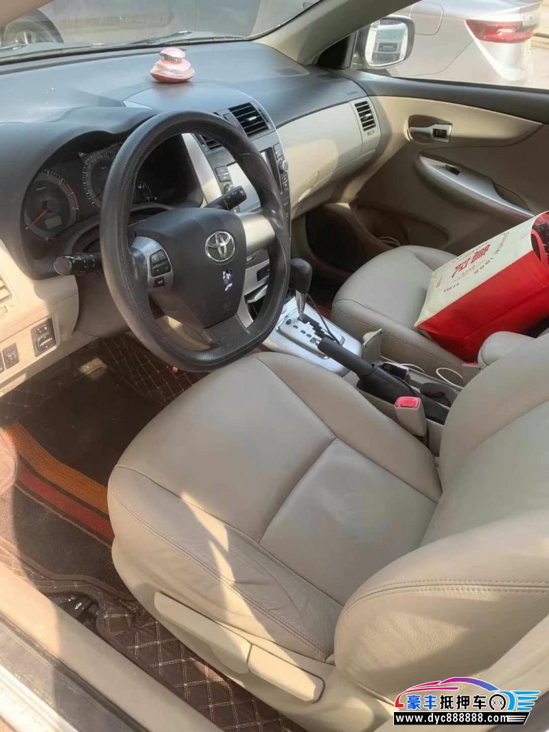 13年丰田卡罗拉轿车抵押车出售