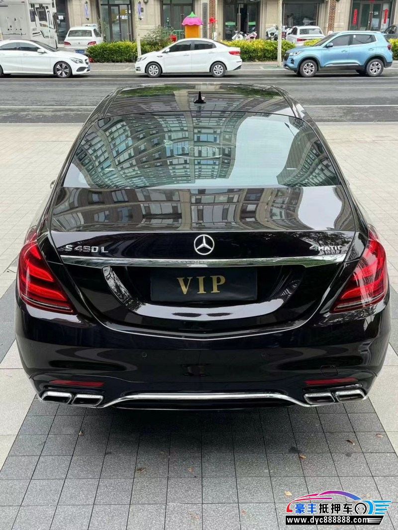 19年奔驰S轿车抵押车出售