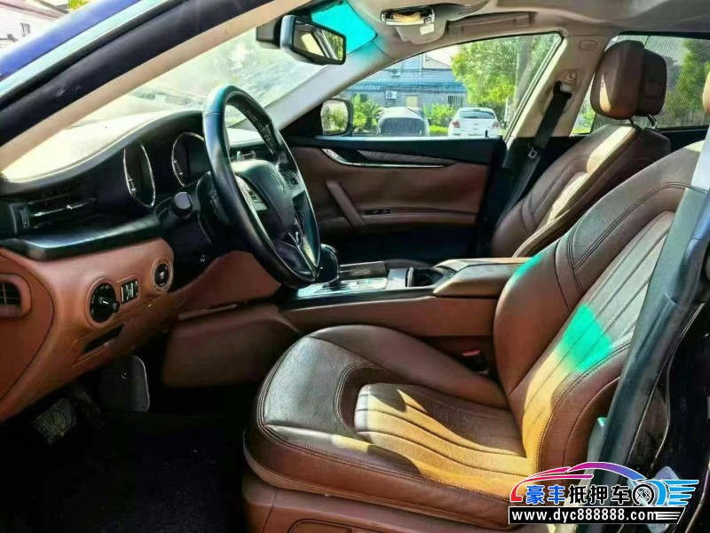 15年玛莎拉蒂总裁轿车抵押车出售