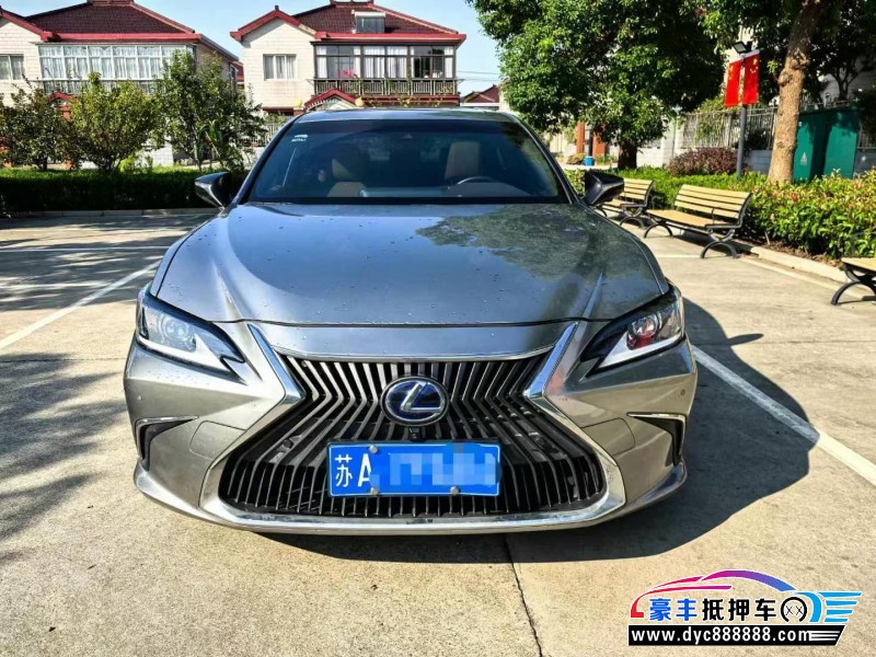 20年雷克萨斯ES轿车抵押车出售