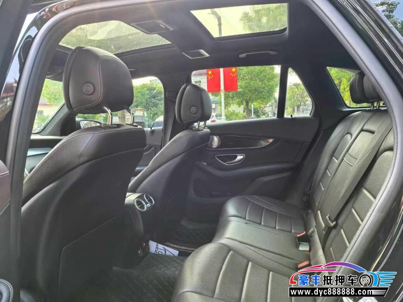 19年奔驰GLC轿车抵押车出售