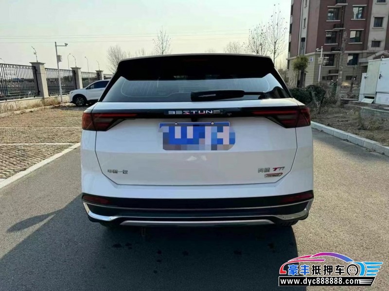 24年奔腾T77轿车抵押车出售