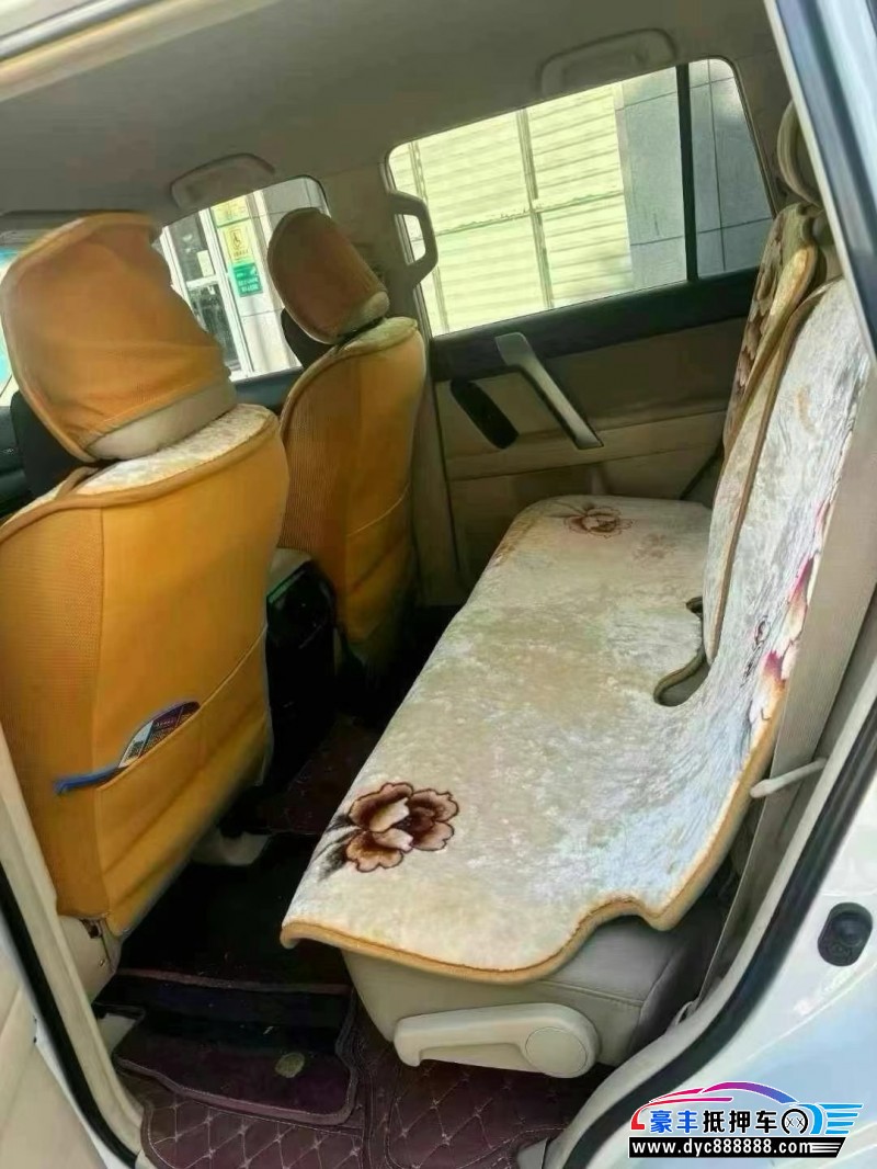 17年丰田普拉多（霸道）轿车抵押车出售