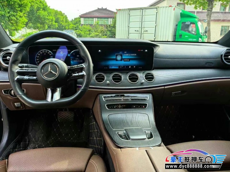 22年奔驰E轿车抵押车出售