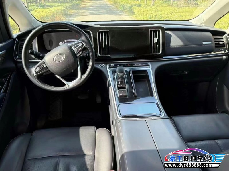 22年传祺M8轿车抵押车出售