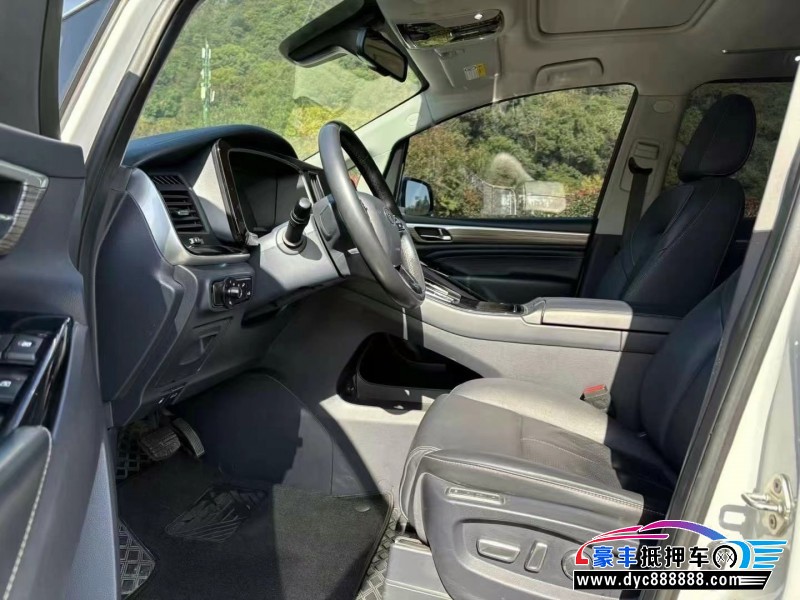 22年传祺M8轿车抵押车出售