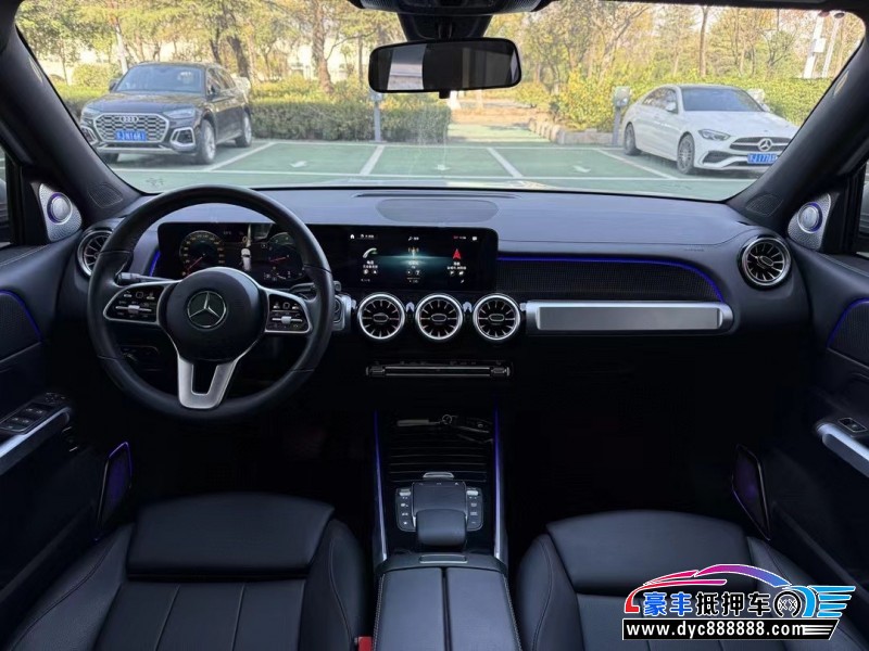 22年奔驰GLB轿车抵押车出售