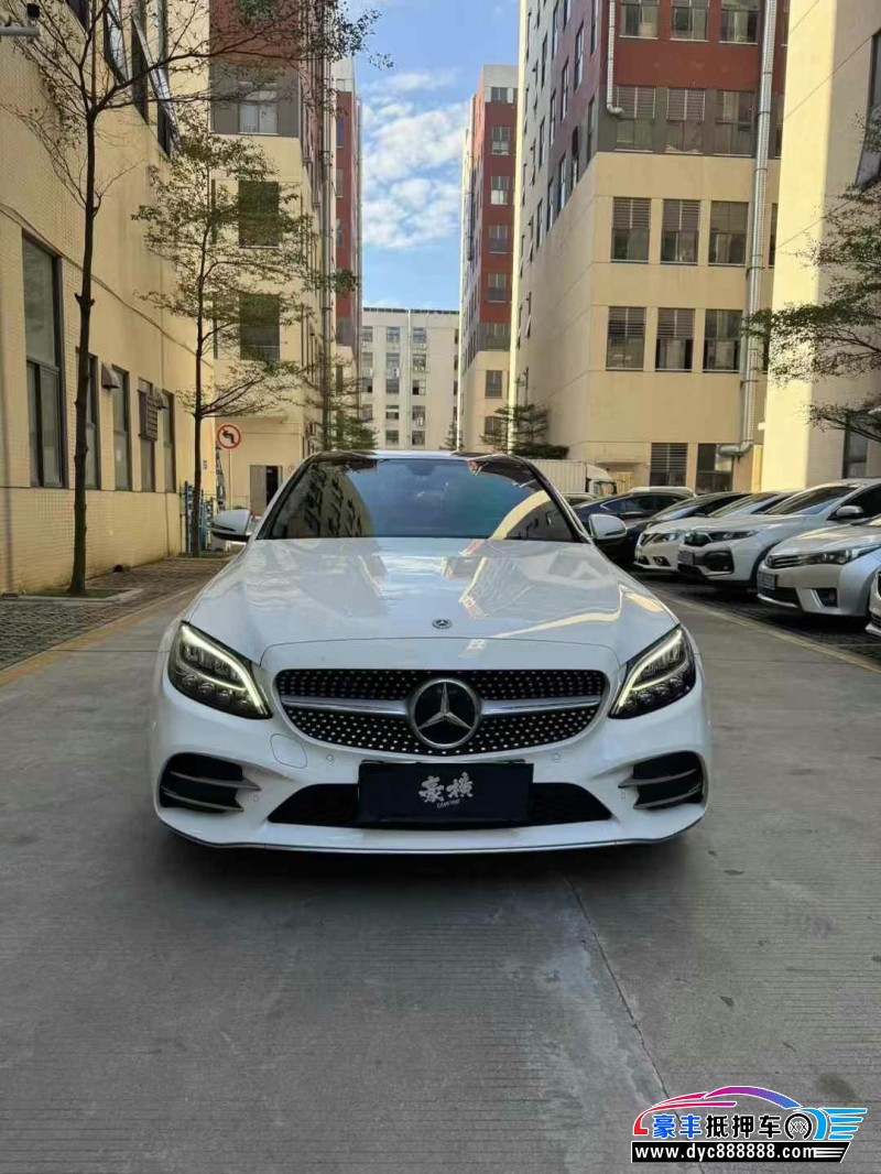 21年奔驰C轿车抵押车出售