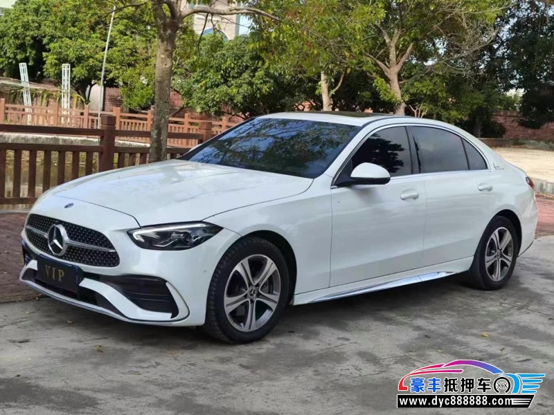 22年奔驰C轿车抵押车出售