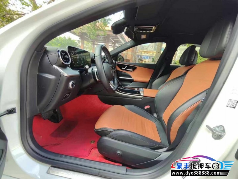 22年奔驰C轿车抵押车出售