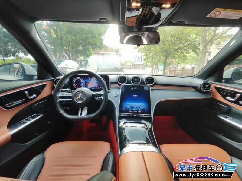 22年奔驰C轿车抵押车出售
