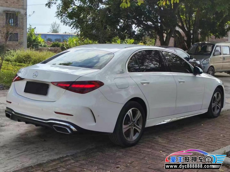 22年奔驰C轿车抵押车出售