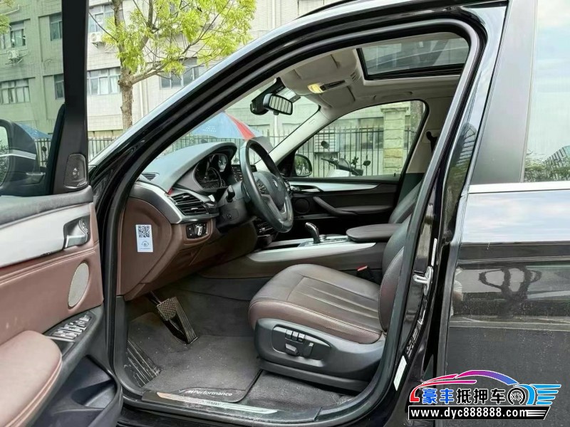 18年宝马X5轿车抵押车出售