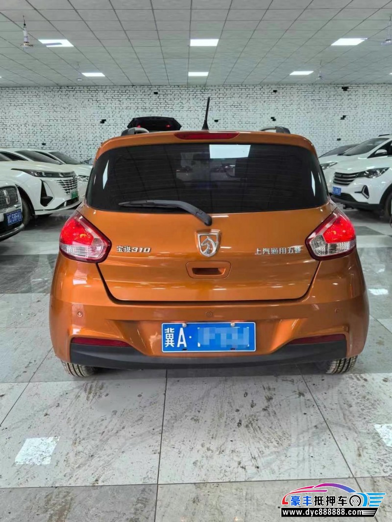 16年宝骏310轿车抵押车出售