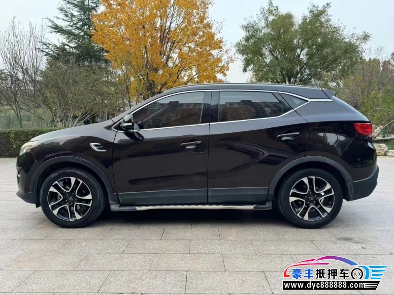 17年东南东南DX7轿车抵押车出售