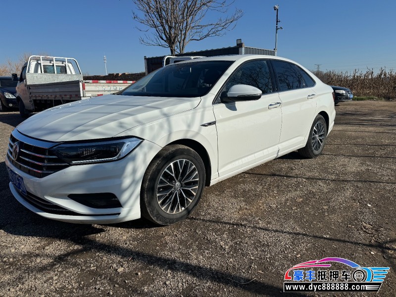 21年大众速腾轿车抵押车出售