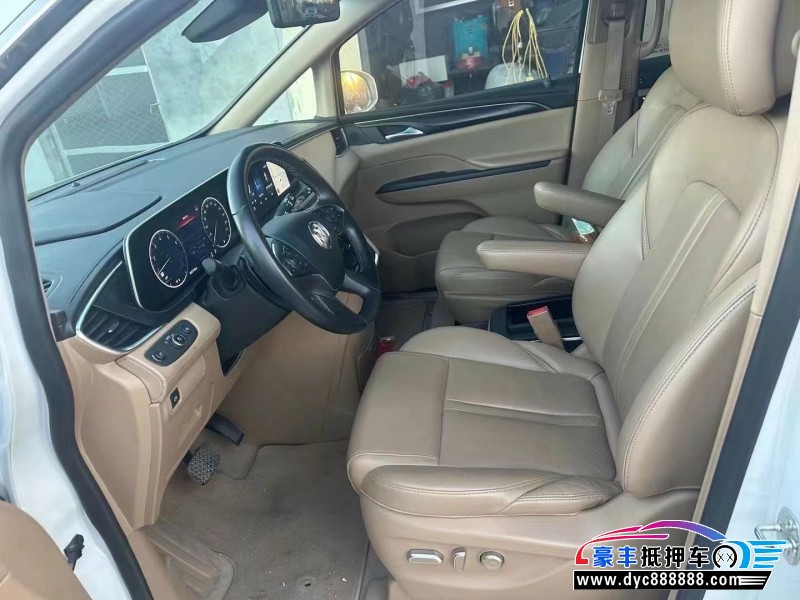 20年别克GL8轿车抵押车出售