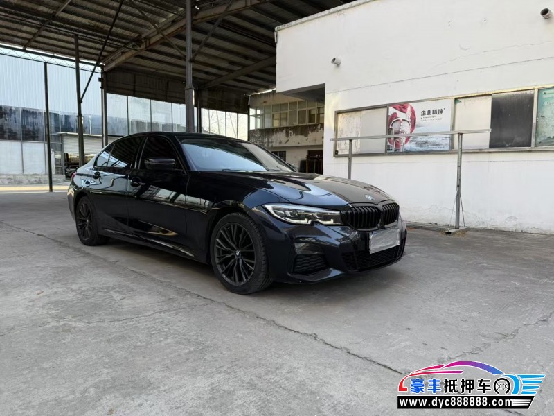 20年宝马3系轿车抵押车出售
