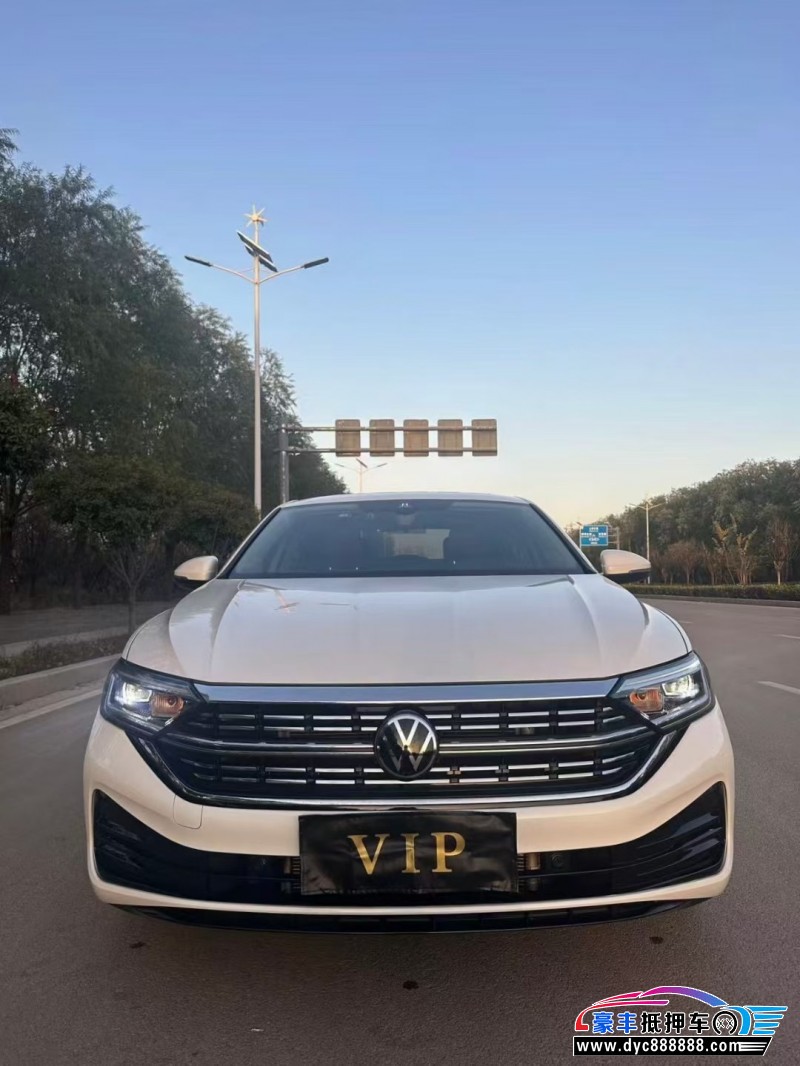 23年大众速腾轿车抵押车出售