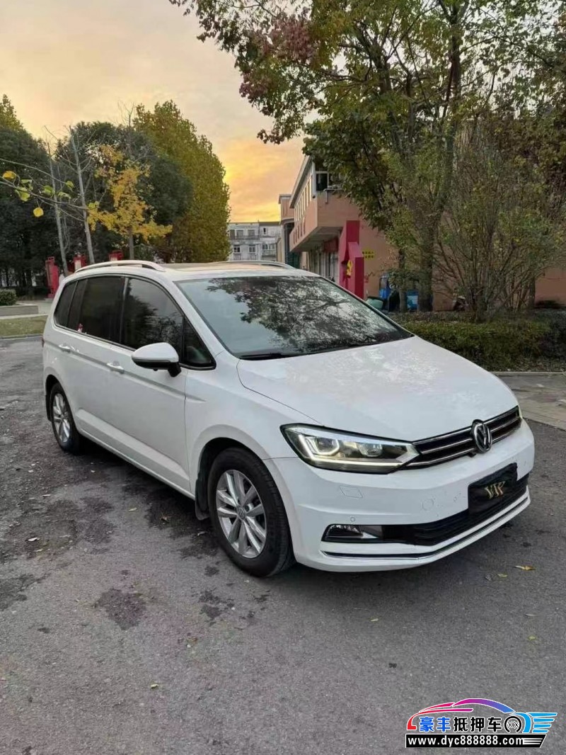 18年大众途安轿车抵押车出售