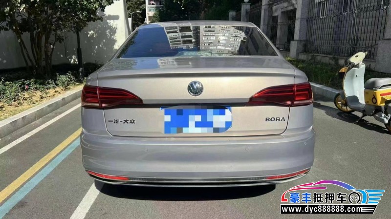 20年大众宝来轿车抵押车出售